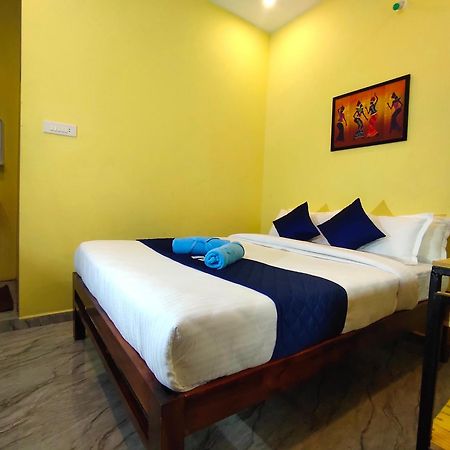 Pv Inn Pondichéry Extérieur photo